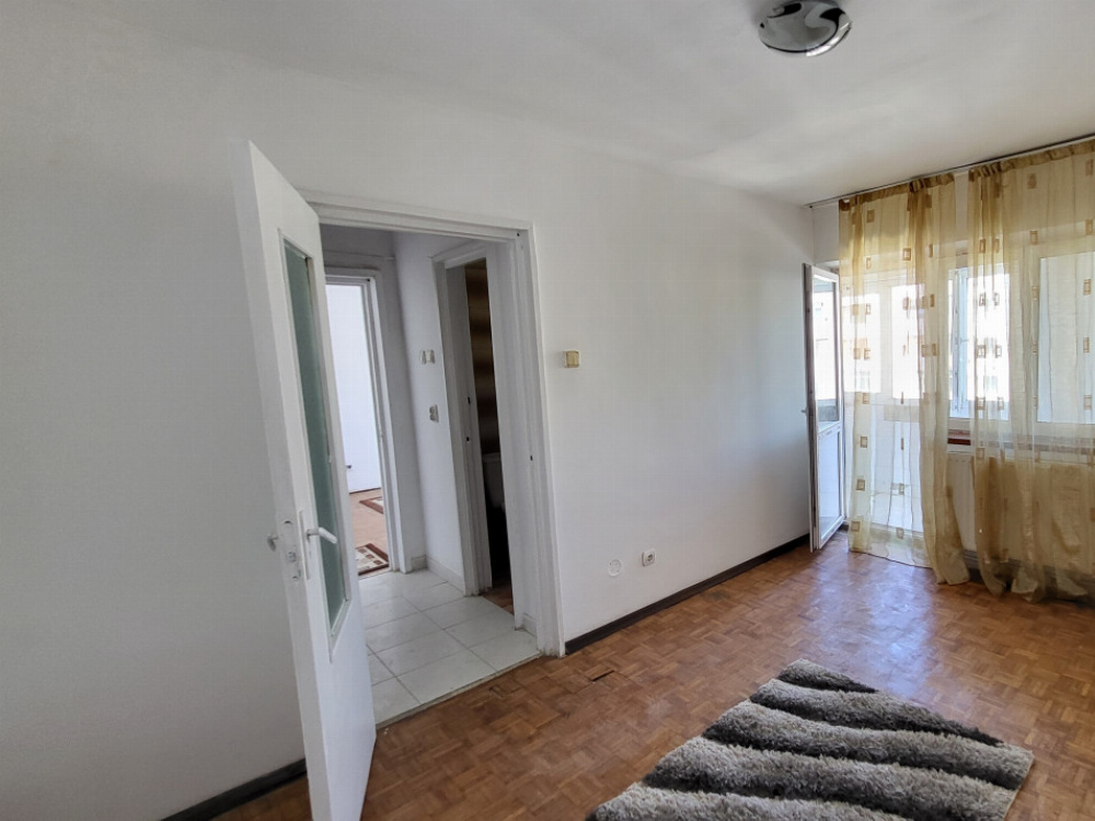 Vânzare apartament 2 camere, situat în Târgu Jiu, strada Unirii - ULTRACENTRAL