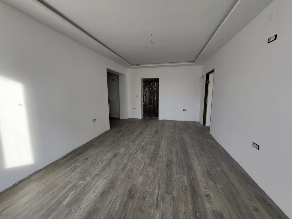 Vânzare apartament 2 camere, situat în Rovinari, strada Florilor