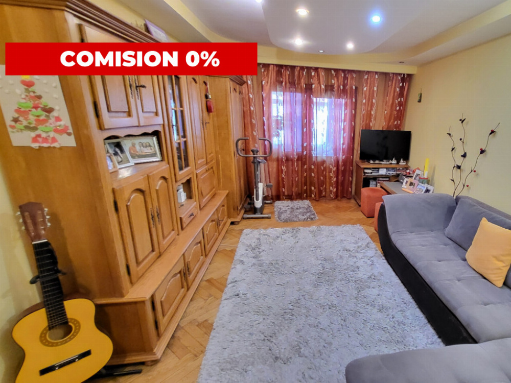 Vânzare apartament 3 camere - Bld. Constantin Brâncuși - zona Pieței Centrale 