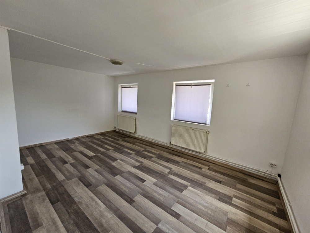 Spațiu birouri 60 mp de închiriat – Calea București, Târgu Jiu