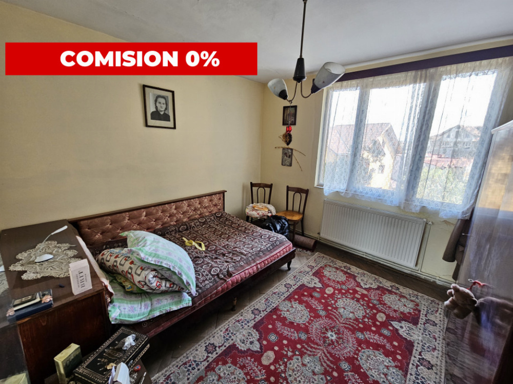 Vânzare apartament 2 camere, etaj 2,  în Tg. Jiu, strada Brândușei - zona 1 Mai
