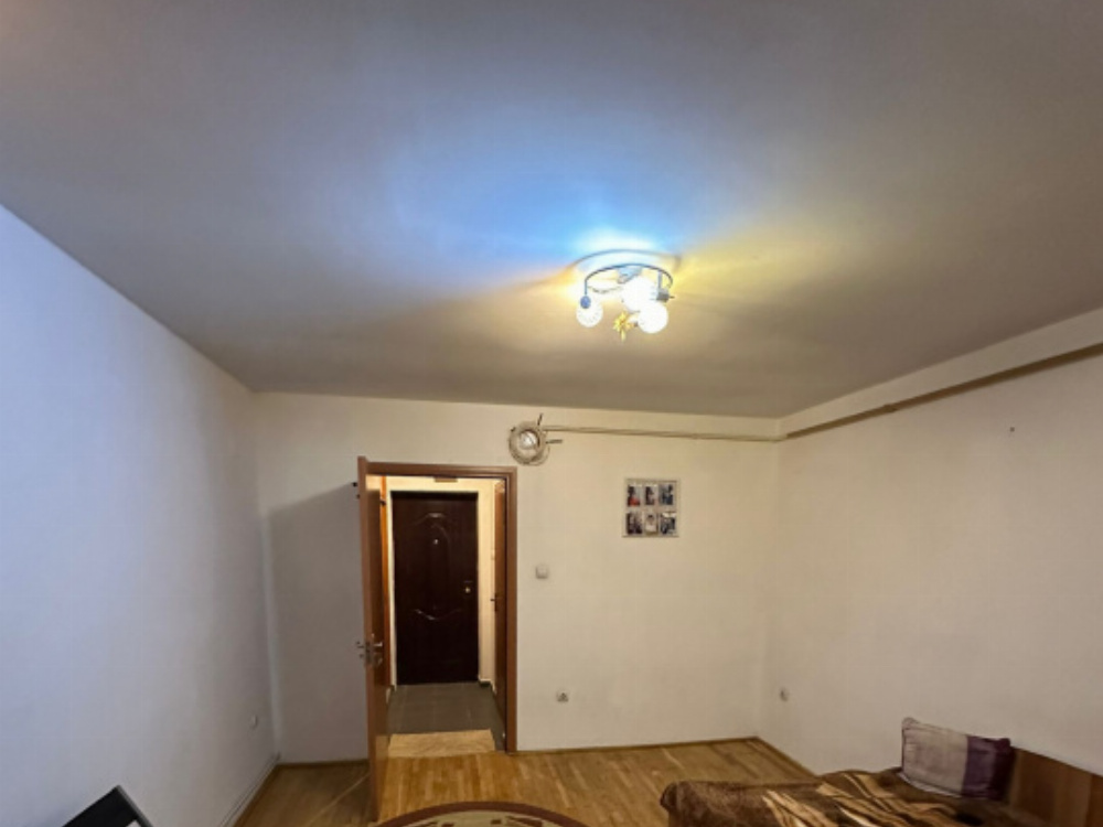  Vânzare garsonieră confort 1 – Târgu Jiu, zona Artego – str. Ciocârlău