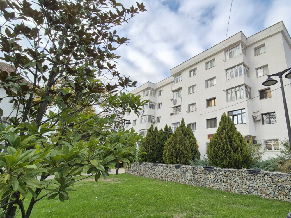 Vânzare apartament 2 camere, luminos, etaj 3, Rovinari – strada Jiului