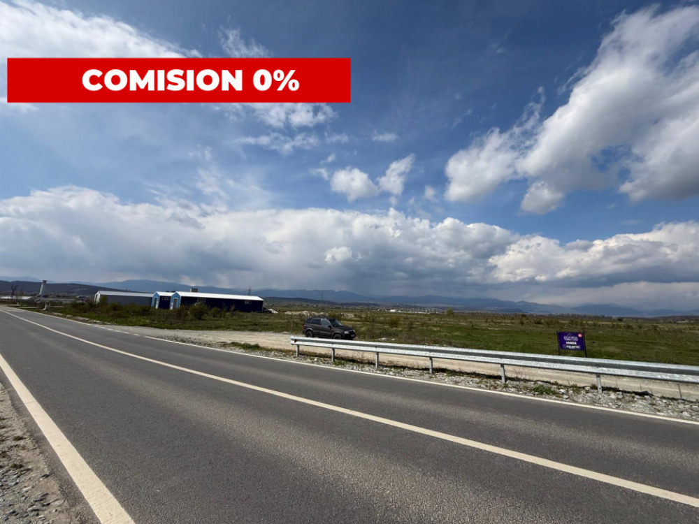 Vânzare teren intravilan - 1070 mp - strada Ciocârlău - spre Preajba