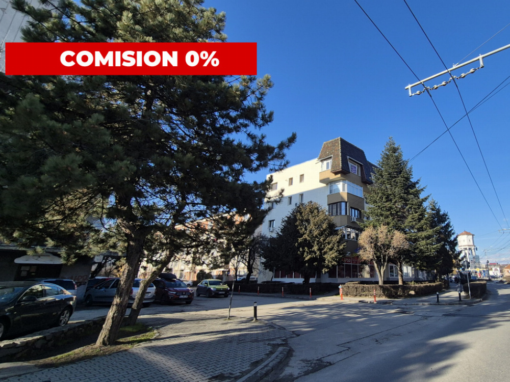 Vânzare apartament 3 camere, Bd. Ecaterina Teodoroiu - zona Casei de Cultură