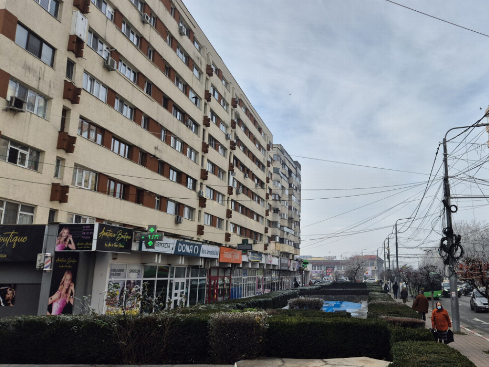 Închiriere spațiu comercial ultracentral situat în Târgu Jiu, strada Unirii