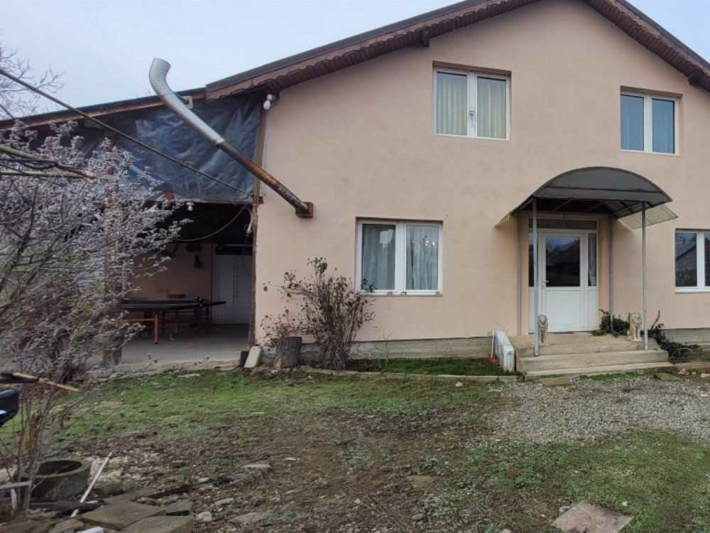 Vânzare casă situată în Târgu Jiu, strada Jiului - zona Pieței Centrale