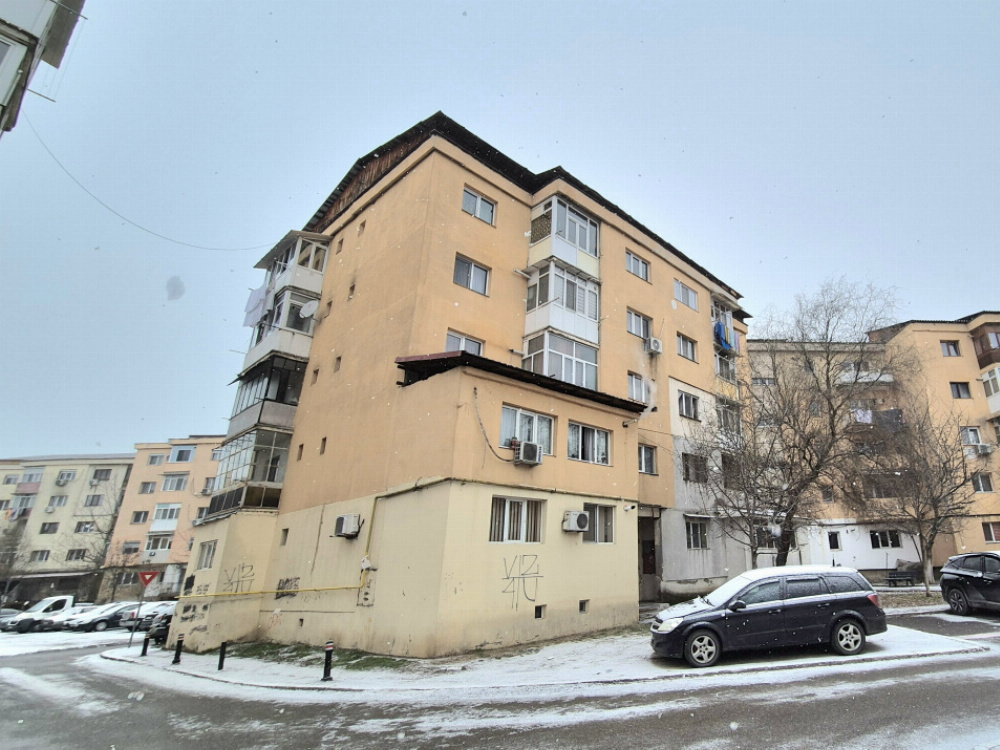 Vânzare apartament 2 camere, situat în Târgu Jiu, strada Slt. Corneliu Bordei