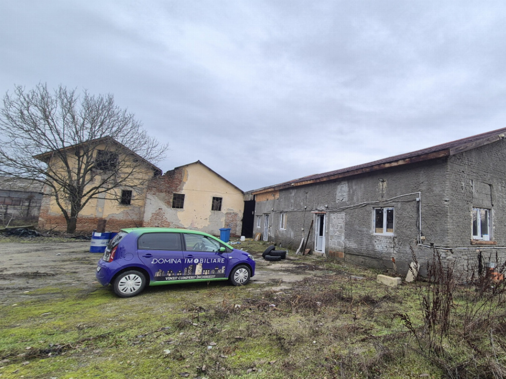 Vânzare Hală industrială cu teren 4.193 mp, situată în Bârsești