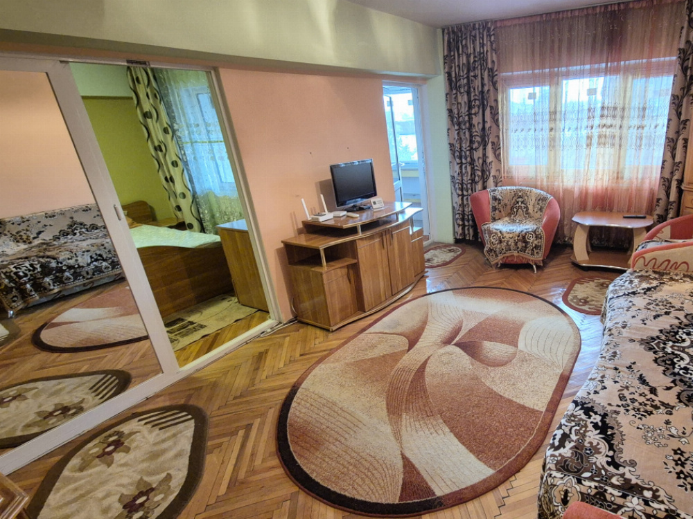 Ofertă rară: vânzare apartament 4 camere - zonă centrală - 91 mp - etaj 3