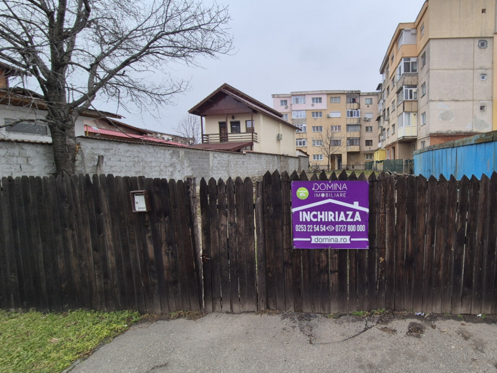 Închiriere teren intravilan, situat în Bumbești Jiu, strada Parângului