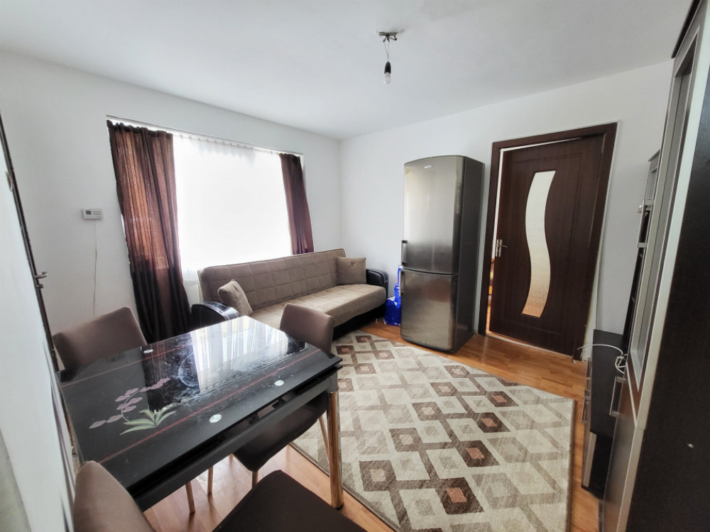 Vânzare apartament cu 2 camere în Târgu Jiu, strada Gheorghe Bărboi