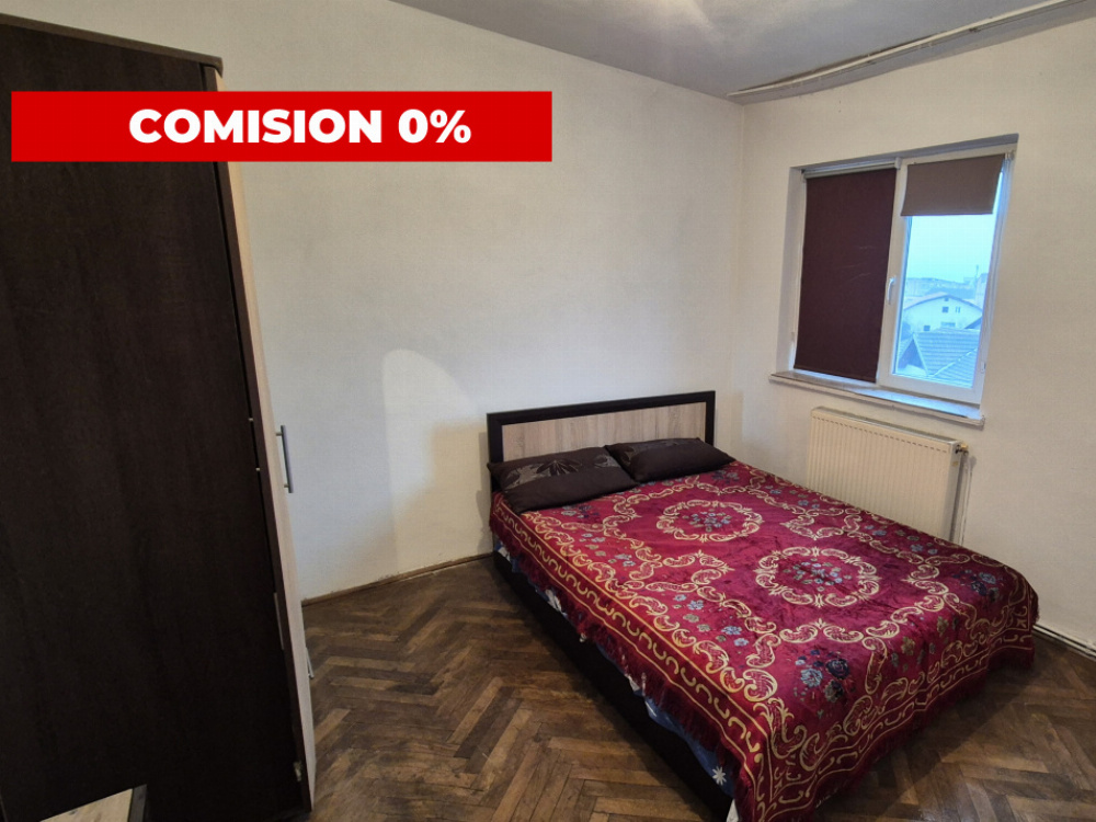 Vânzare apartament 3 camere *etaj 3* - Strada 1 Decembrie 1918 - zona Piața Mică