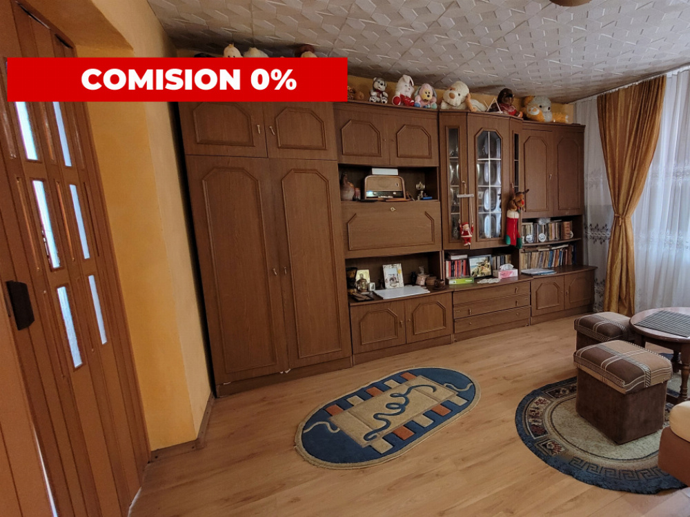Vânzare apartament 3 camere, Târgu Jiu, zona 23 August