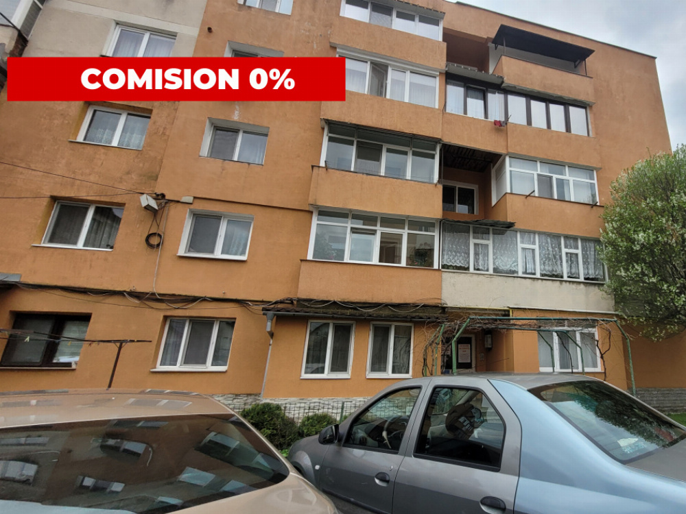 Vânzare apartament 4 camere, etajul 1, strada Nicolae Titulescu 