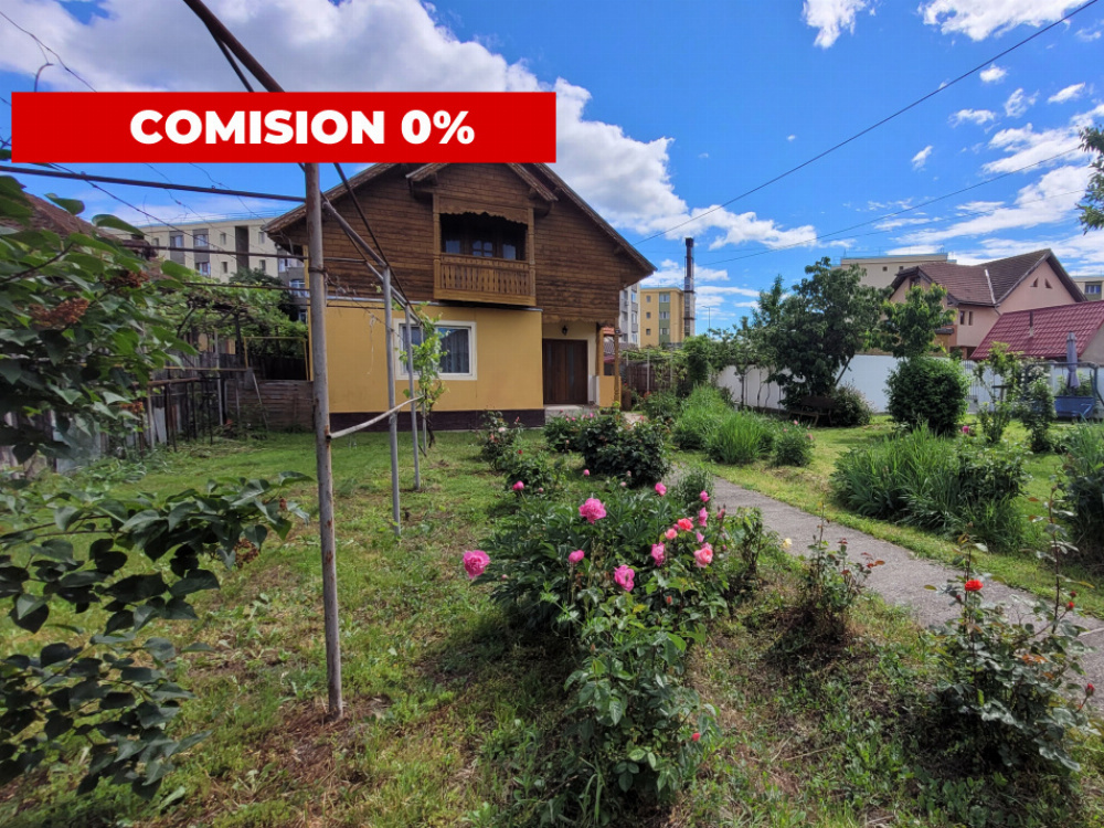 Vânzare casă + 800 mp teren, Târgu Jiu, strada 14 Octombrie,  zonă centrală.